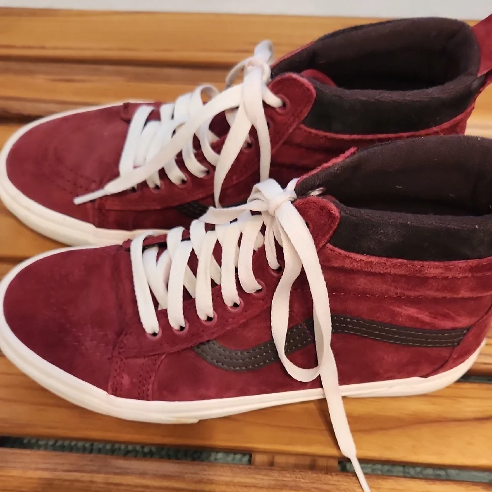 Cold Weather Vans - Picture 1 of 7